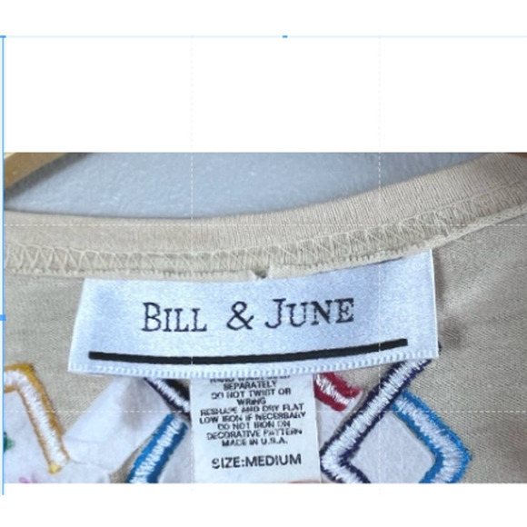 Vintage Bill & June Embroidered Design One Button Robe M - Picture 4 of 7